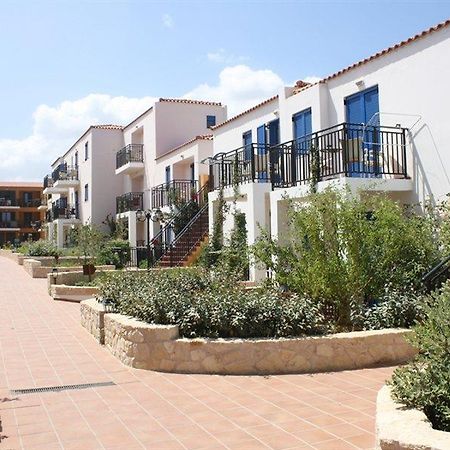 Margarita Beach Hotel Agia Marina Dış mekan fotoğraf