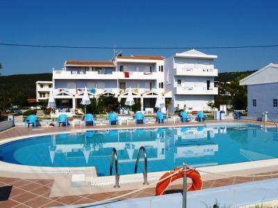 Margarita Beach Hotel Agia Marina Dış mekan fotoğraf