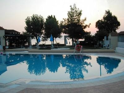Margarita Beach Hotel Agia Marina Dış mekan fotoğraf