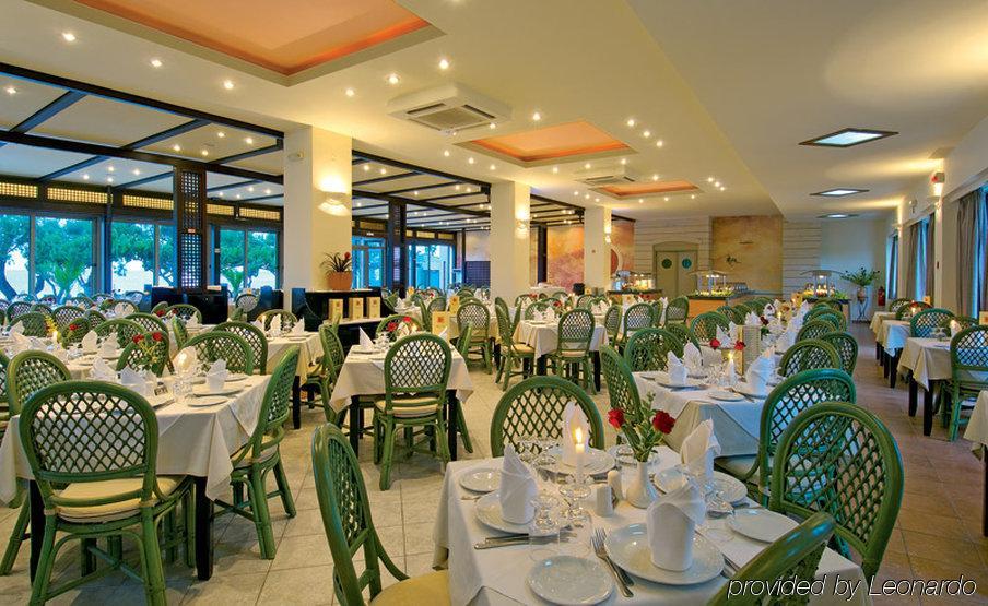 Margarita Beach Hotel Agia Marina Dış mekan fotoğraf